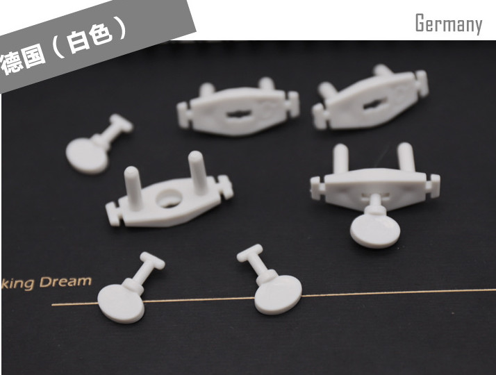 Plastic Electric Socket Plug Cover Safety Outlet Plug , Wall Outlet Safety Covers