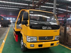 China Euro 3 Dongfeng 95HP 6 Wheel Road Rescue Tow Trucks 3 Tons 5 Tons 6 Tons on sale