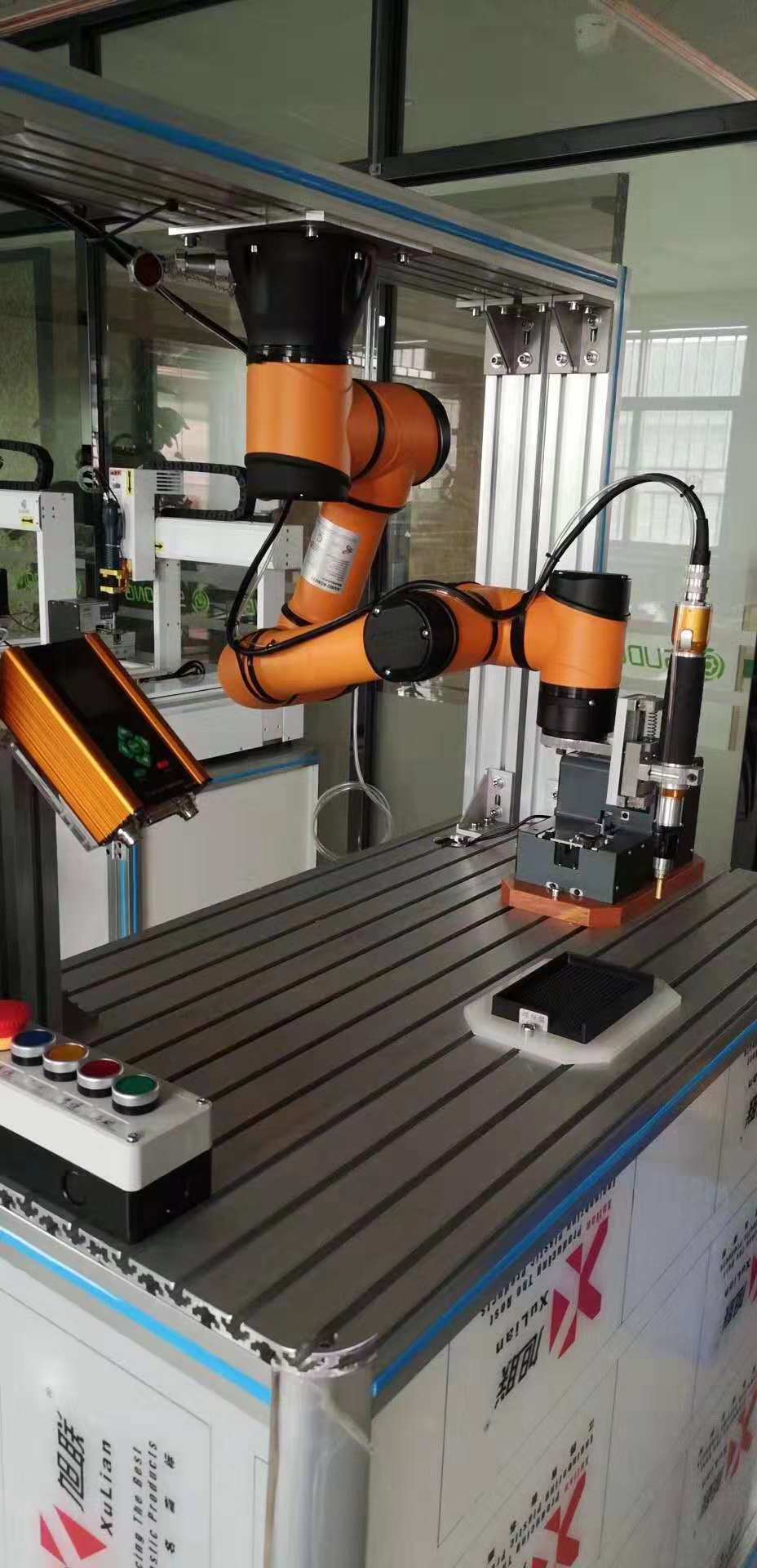 AUBO-i3 collaborative industrial lightweight robot with playload 3kg as mig welding robot of cobot