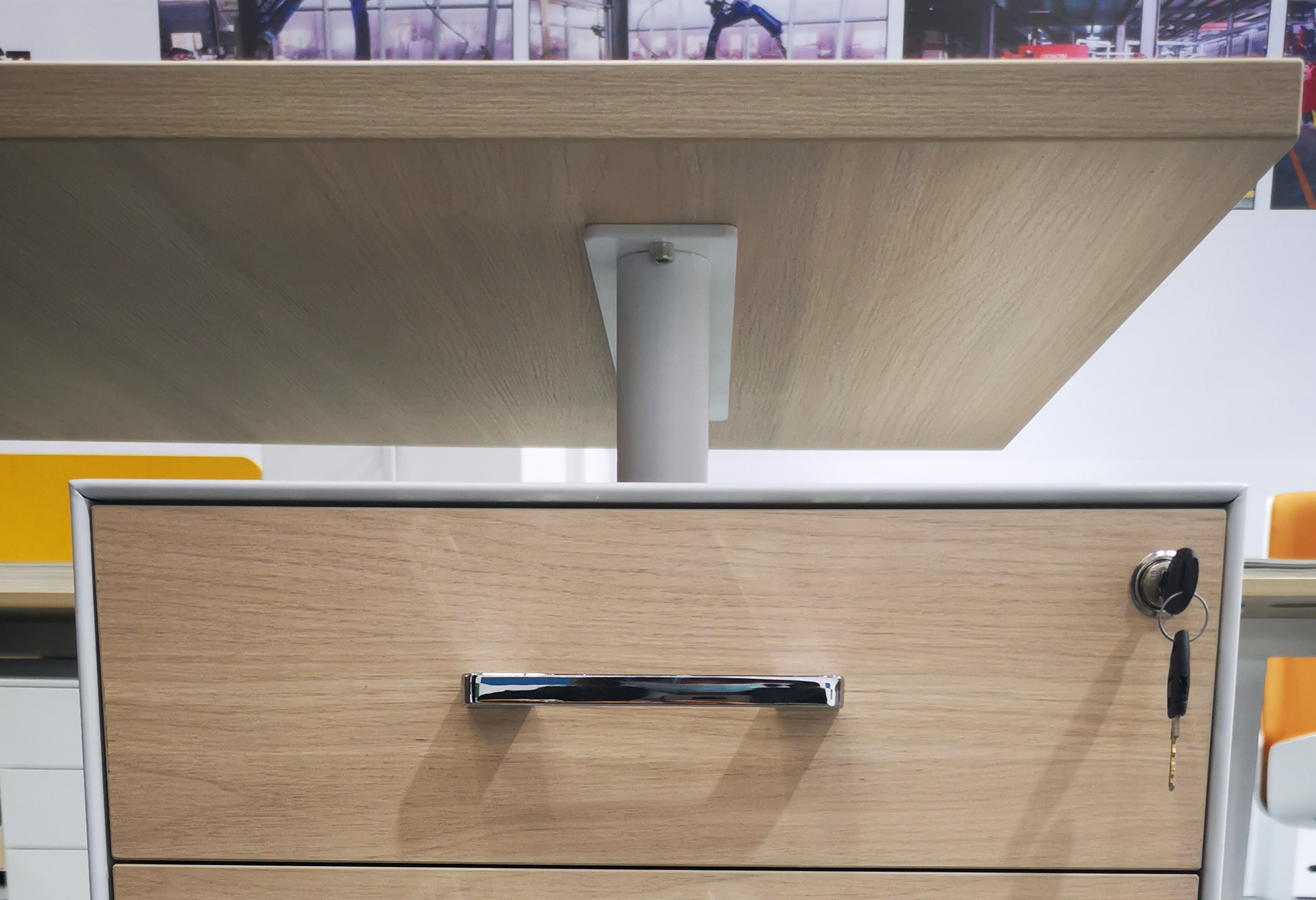 5mm Slim Edge 3 Drawer Steel Filling Cabinet Nature Style 3 Metal Handles