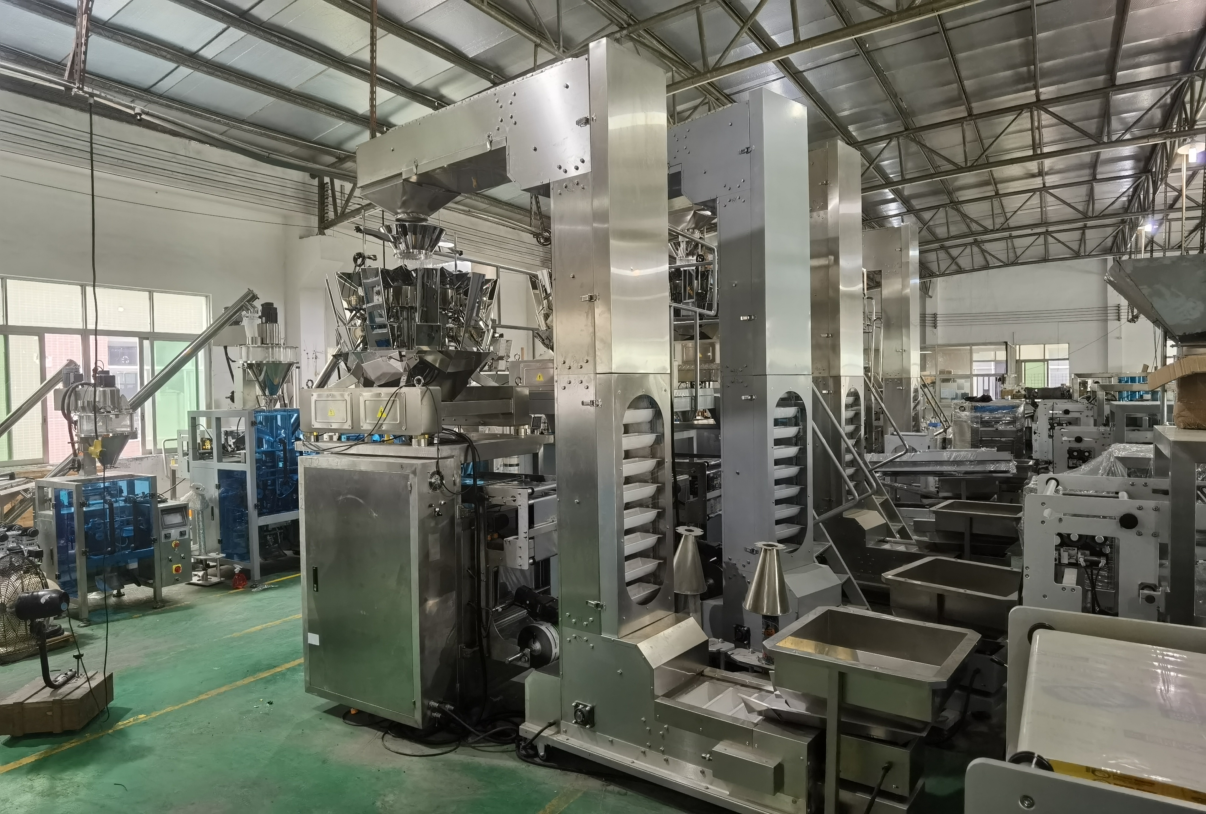 420mm Multi Lane Packaging Machine 60bags/min Potato Chips