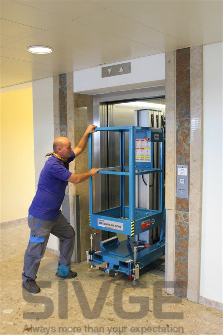 Easy Loading Truck Mounted Aerial Lift 8 Meter Working Height For One Person