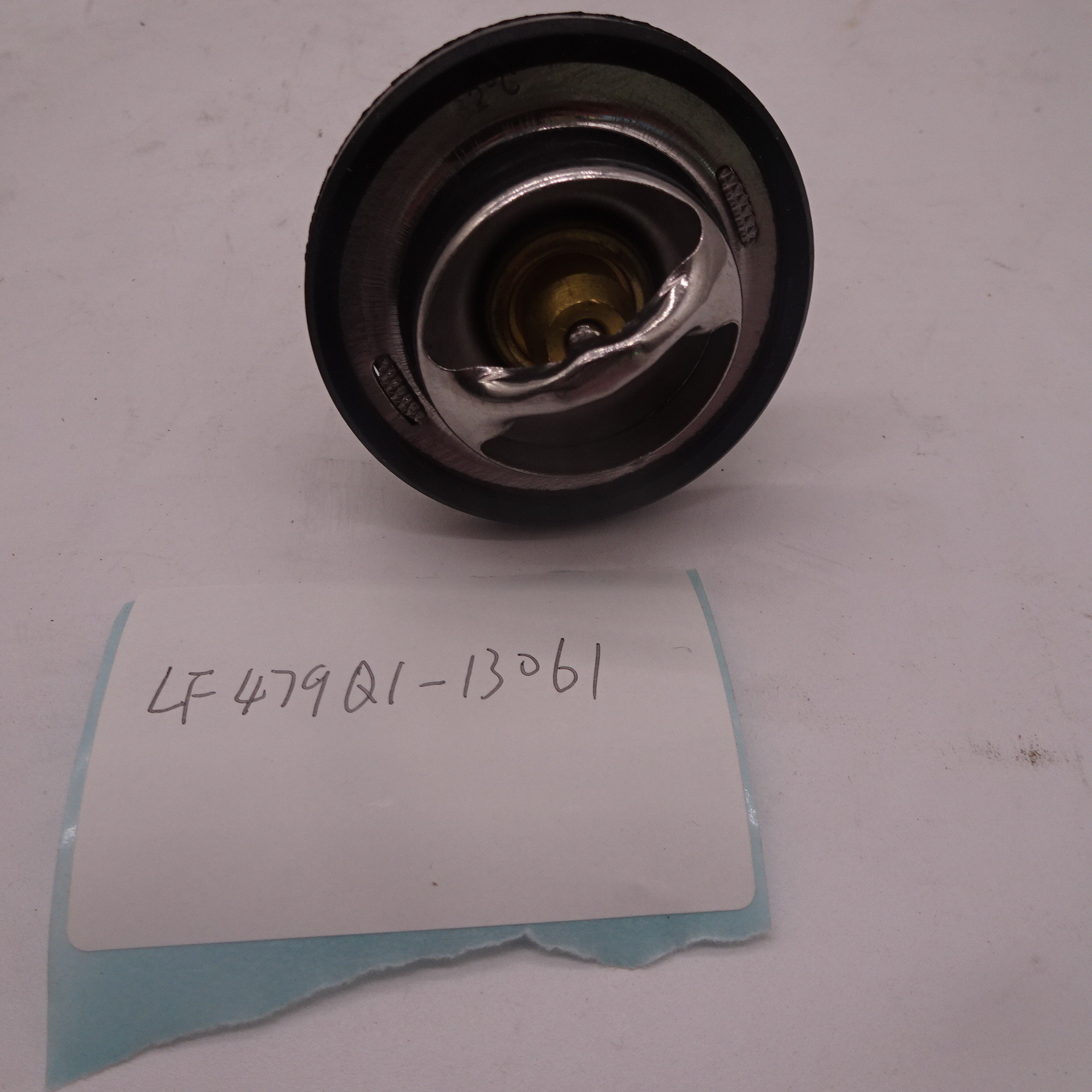 Lifan Fengshun front door handle inside door handle inside buckle hand M6105170 M6105270