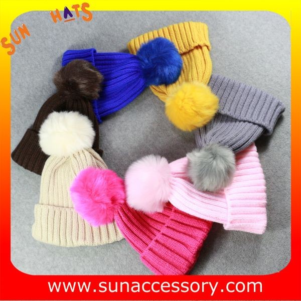 AK170191 Sun Accessory cheap knitted beanie hats with pom pom