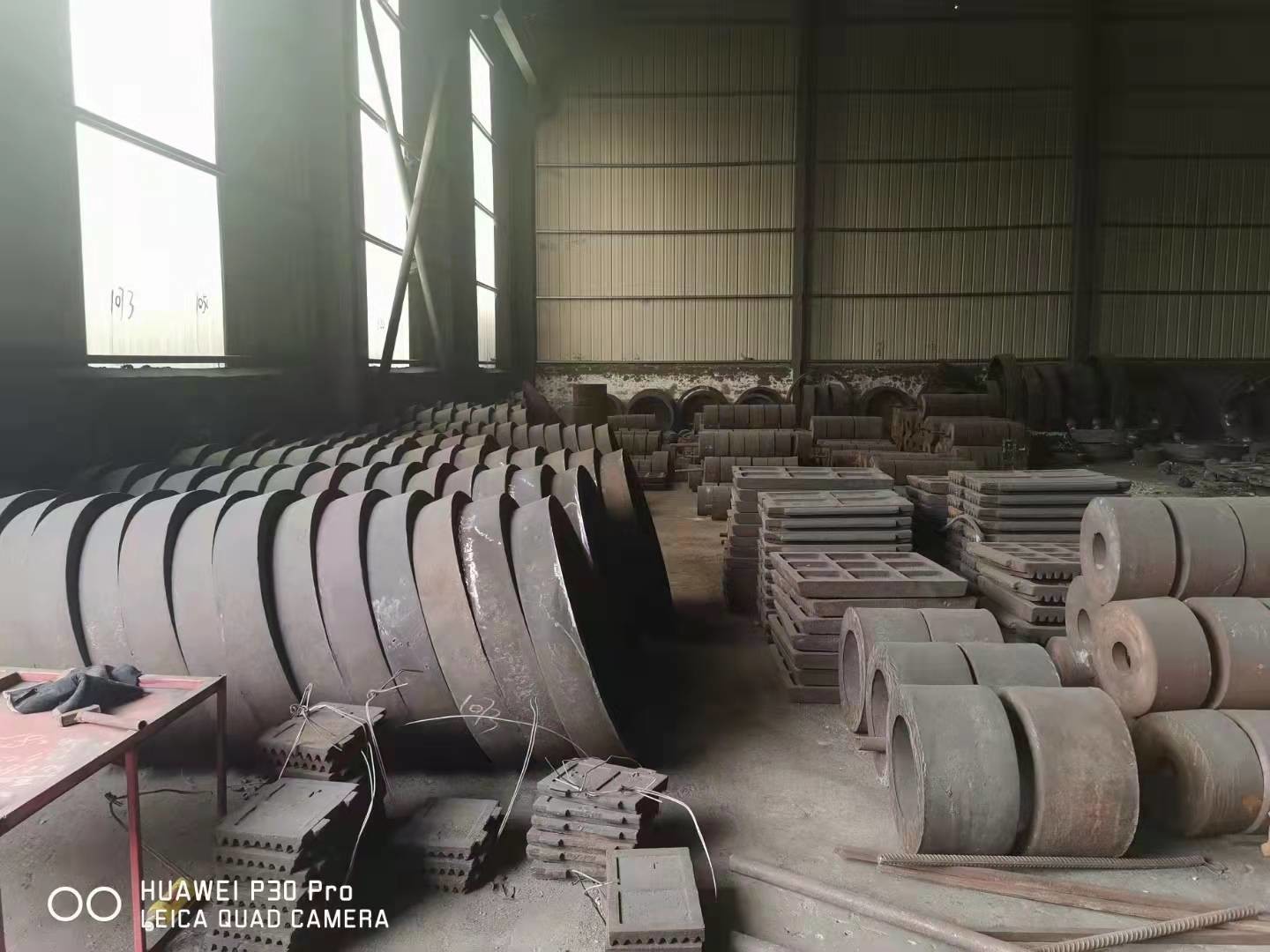 Coal Raymond Mill Pulverizer Grinding Roller For Superfine Powder