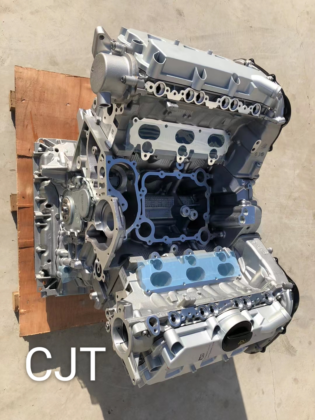 208N.m 207 lbt.ft Torque Audi Q7 D Touareg D CJT 06E100032K Engine Parts Assembly