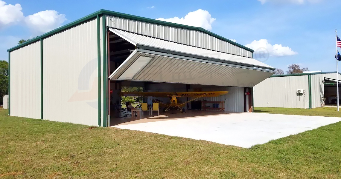 Low Carbon Steel Hangar Workshop Building with Multifunctional Prefab Steel Structure
