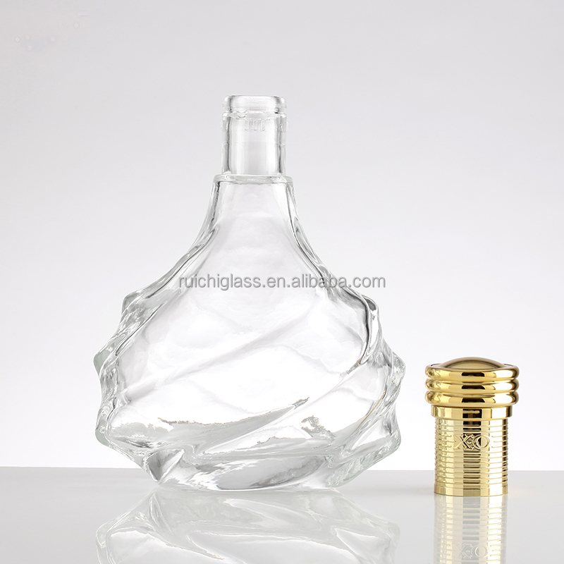 Hot Stamping Super Flint Glass Whiskey Vodka Transparent Bottles for Bar Sleek Style