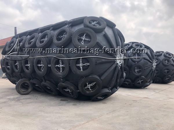 10-15 Years Service Life Dock Offshore Pneumatic Rubber Fender Onshore
