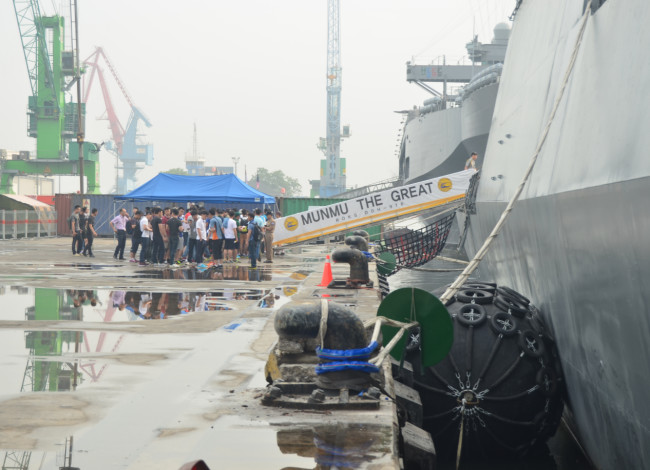 Net Type Marine Inflatable Ship To Ship Yokohama Rubber Fenders