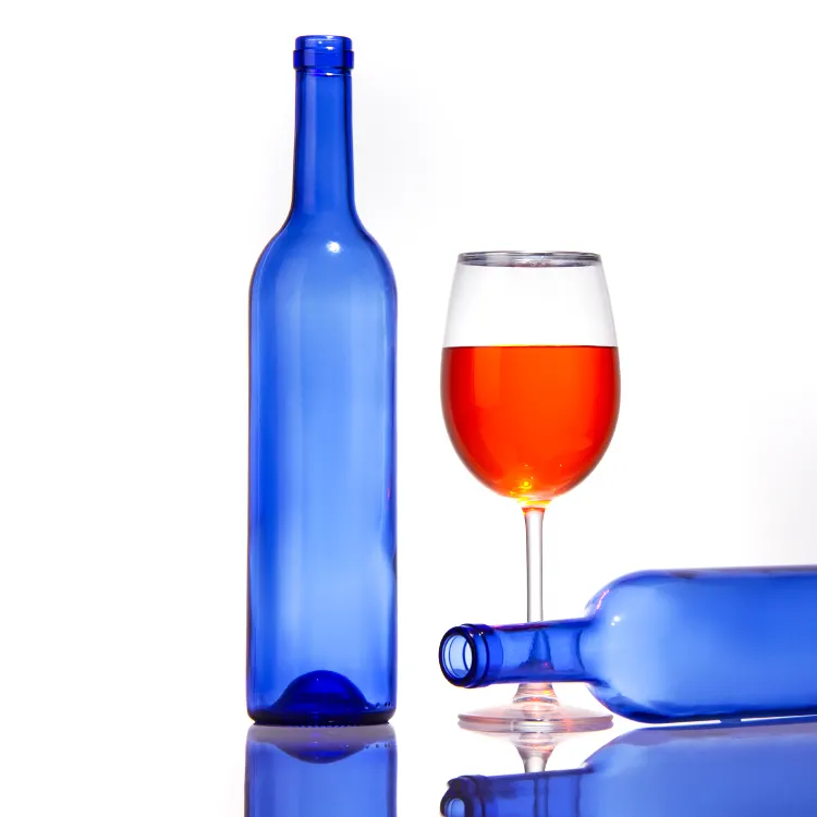 Customized Logo Luxury Red Wine Glass Bottle with Spray Cap and Glass Collar Material