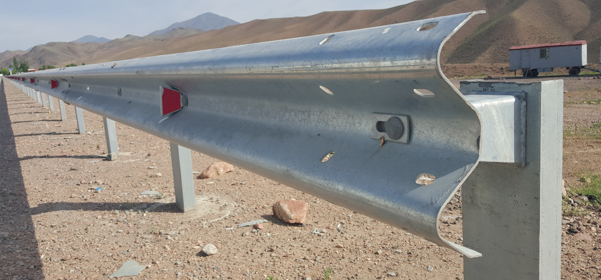 Guardrail machine
