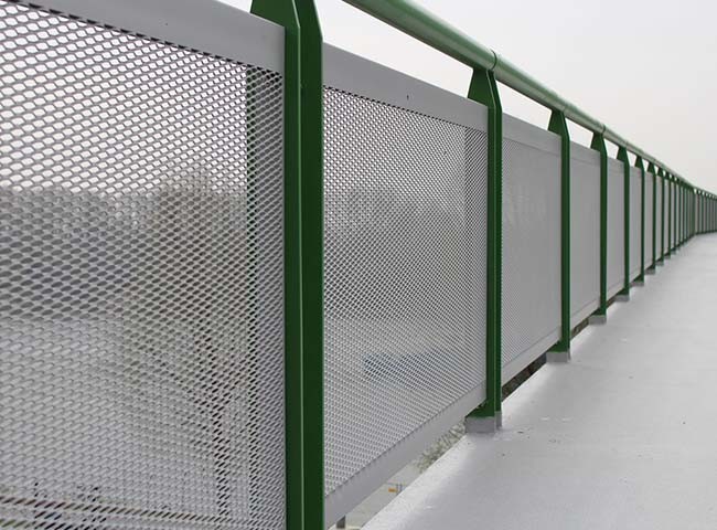 Expanded Metal Balustrade and Railing Infill Panels Safety , Robust And Durable