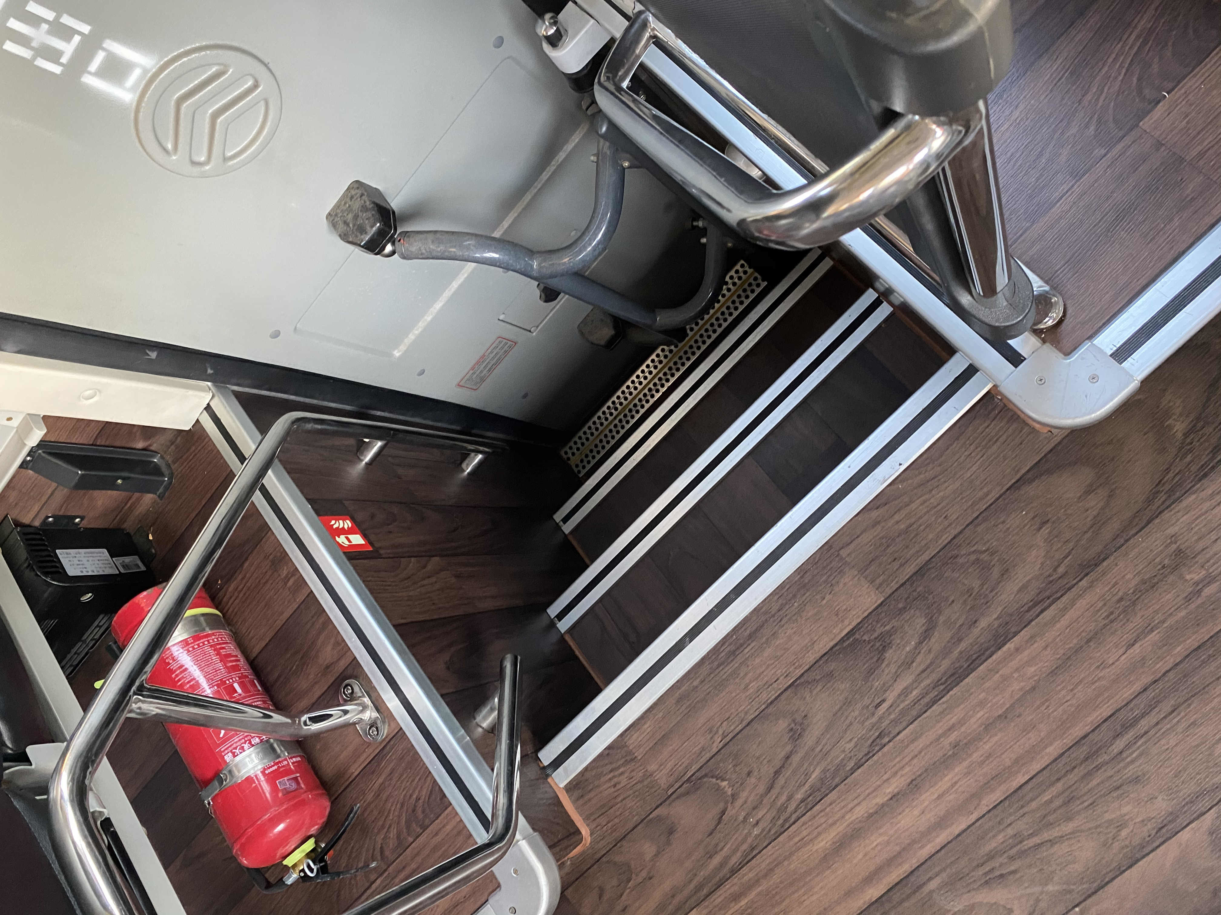New Type Coach Bus Golden Dragon XML6122 52 Luxury Seats Double Doors Used Passenger Bus 12meter LHD