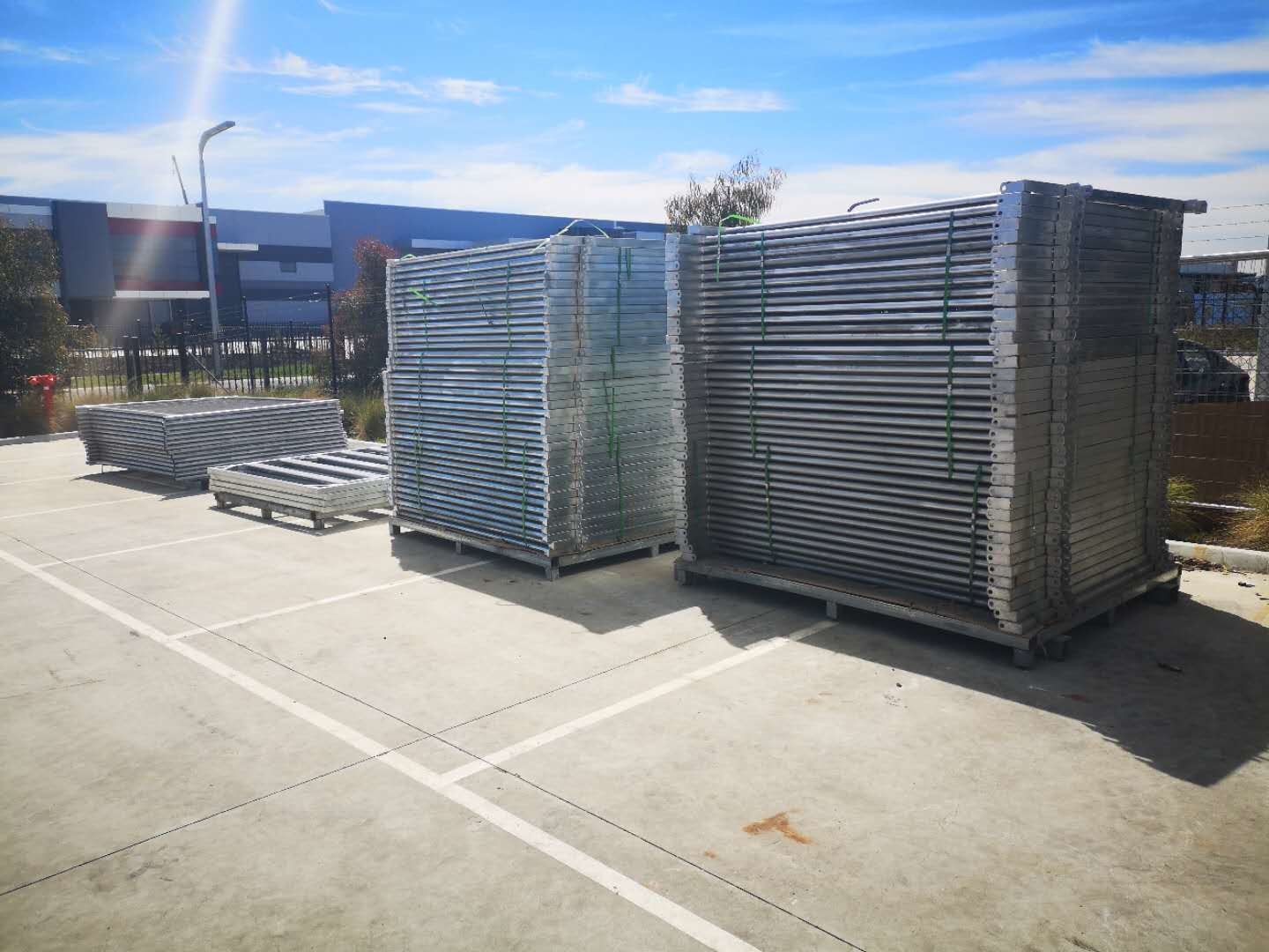 Cow Fence Panels Gate Cattle Yard Fence Heavy Duty 6 Oval 1.6mm thick 1.8Mx2.1M