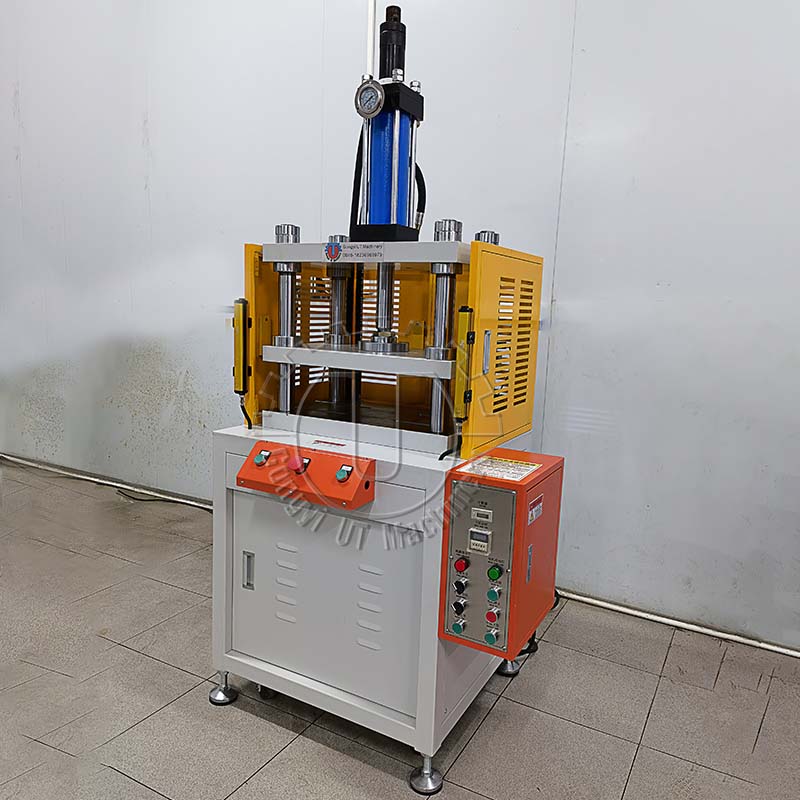 Hydraulic Press Machine Moisturizing Bath Bomb Pressing Machine For Relaxation Treatment