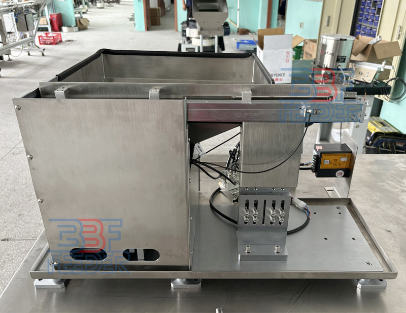Large Capacity Stepper Feeder Stable Speed Parts Vibrating Step Feeder