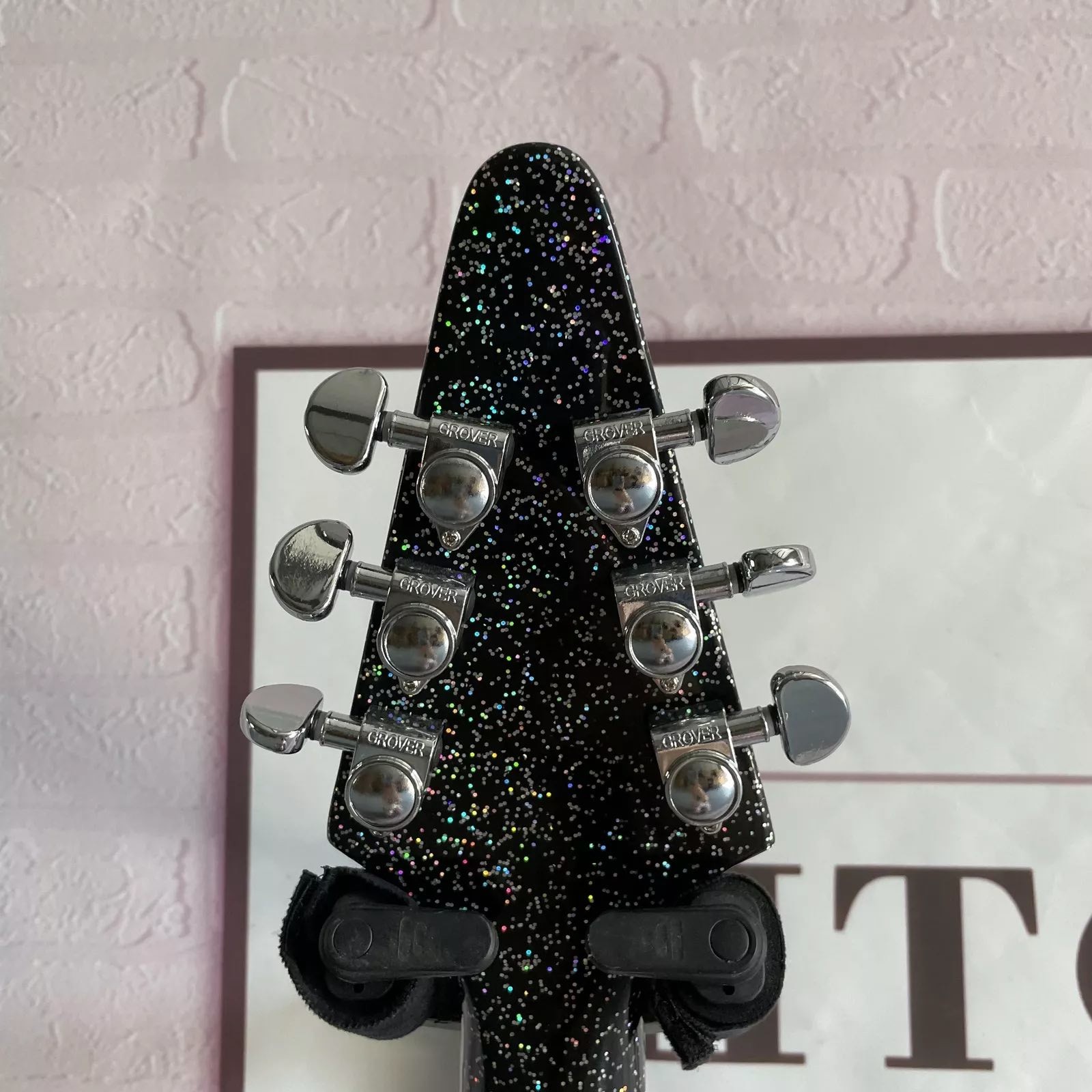 Custom Factory Metallic Grey Silver V Shape Electric Guitar Closed Pickups Mahogany Body Neck