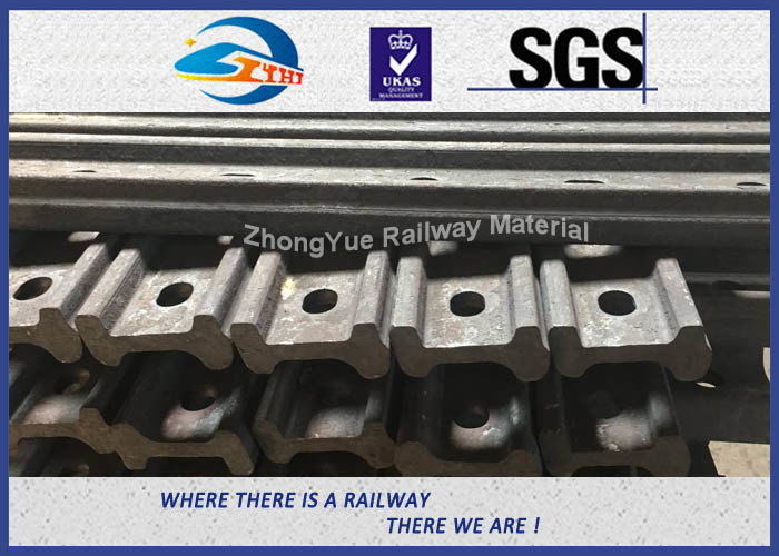 BS80A ASTM and DIN Railroad Joint Bars Railway Fish Plate With 4 Hole , 6 Hole