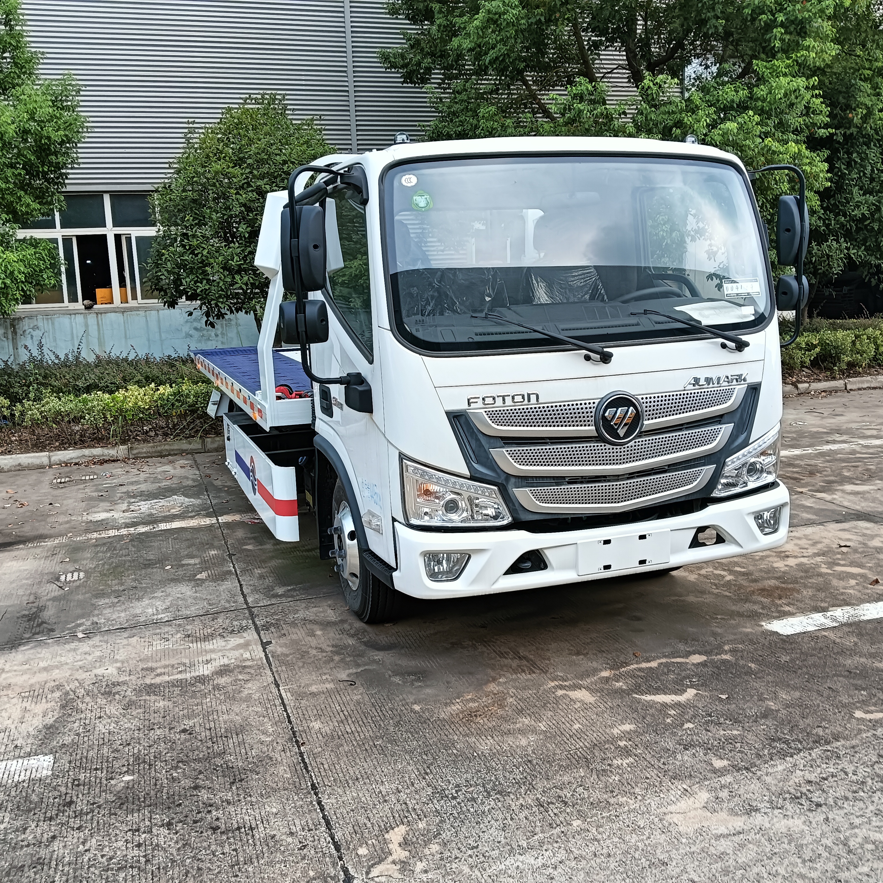 Mini Small Foton 120hp Cummins Engine ABS Fast 5 Gear 5.998*2.3*2.05m Flat Bed Loading 7.57 Ton Tow Trucks Wrecker Truck