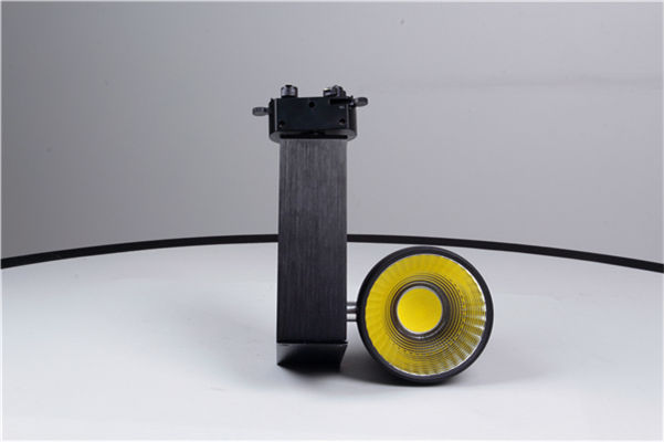 4100-4800lm high lumen 40w track spot light 80w cob led track light
