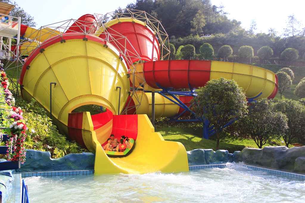 Customized Adults Fiberglass Water Park Tornado Slide 14.6m Height , 42*60m
