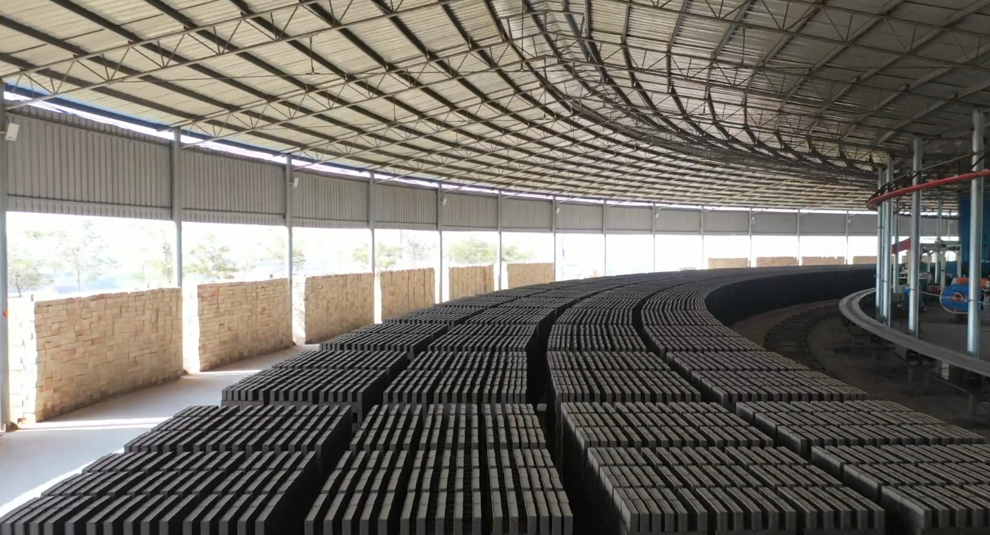 16.8 Section Rotary Kiln Clay Brick Manufacturing Plant With Automatic Burning