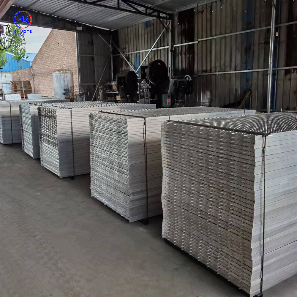 Catwalk Industrial Steel Grating Good Ventilation Press Welding Process