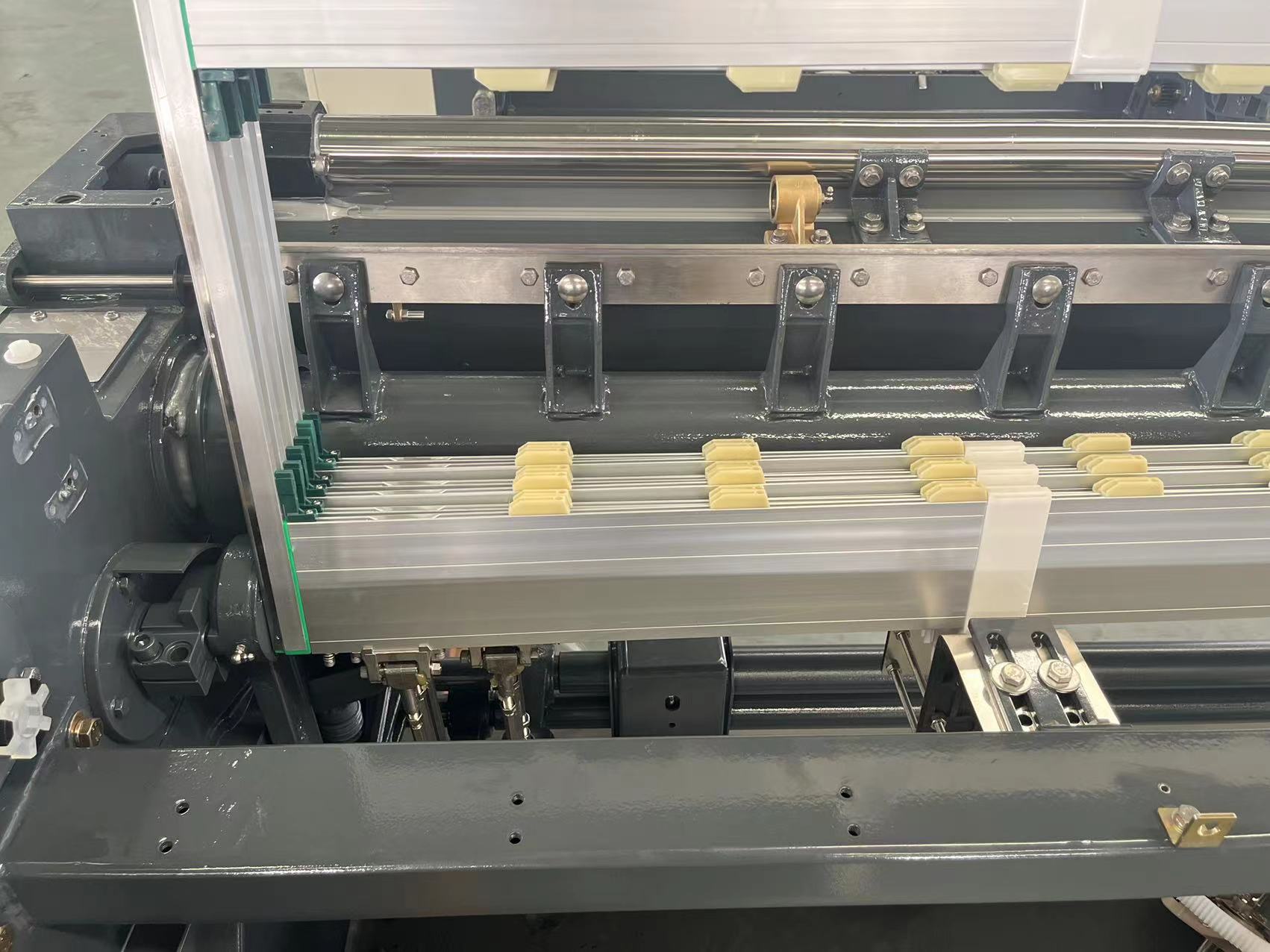 High Density Textile Water Jet Machine Single Nozzle Shuttleless Loom Textile Machine
