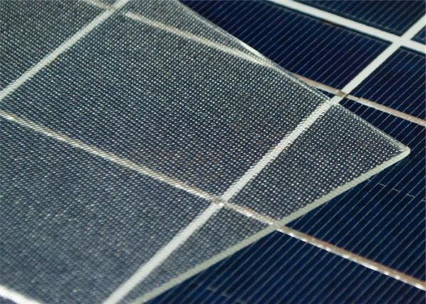 High Light Transmittance Tempered Solar Glass / Low Iron Patterned Glass For