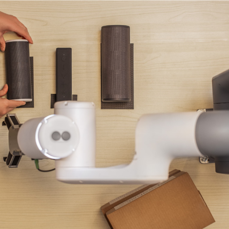 5kg Payload PLC Collaborative Robot Arm 6 Axis CRB 15000