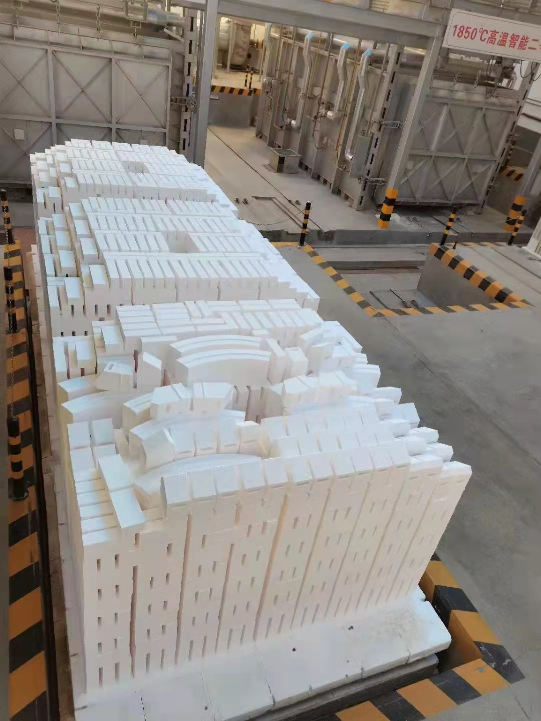 High Mechanical Strength Bubble Alumina Insulation Brick for Temperature Applications