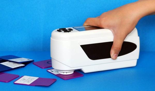 CIE Lab Color Space Color Difference Meter NR200 Precision Colorimeter With 8mm