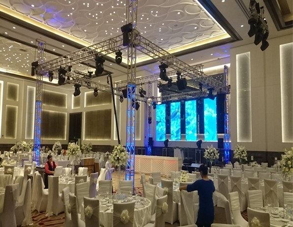 Advertisement Indoor LED Video Wall Rental for Stage Performance / Live Events