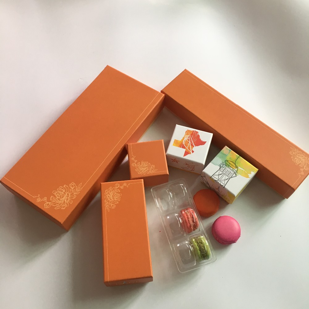 Custom Macaron Clear Acrylic Macaron Transparent Packaging Display Clear Transparent Recyclable Plastic Macaron Chocolate Tray