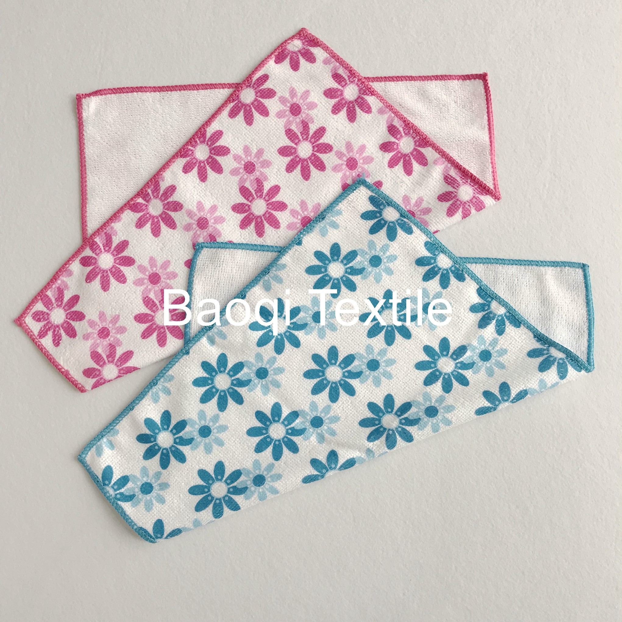 Chinese single side printed 100% poly kitchen wipes，,microfiber cake towels kitchen cleaning cloth size 30cm*30cm