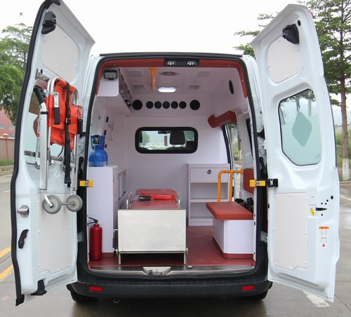 9 Speed Medical Emergency Ambulance Ford Transit Mid Axle