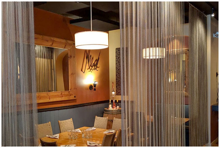 Metal Curtain – Various Style Options, Fashionable and Functional for balconies and curtains, ceilings, space divider
