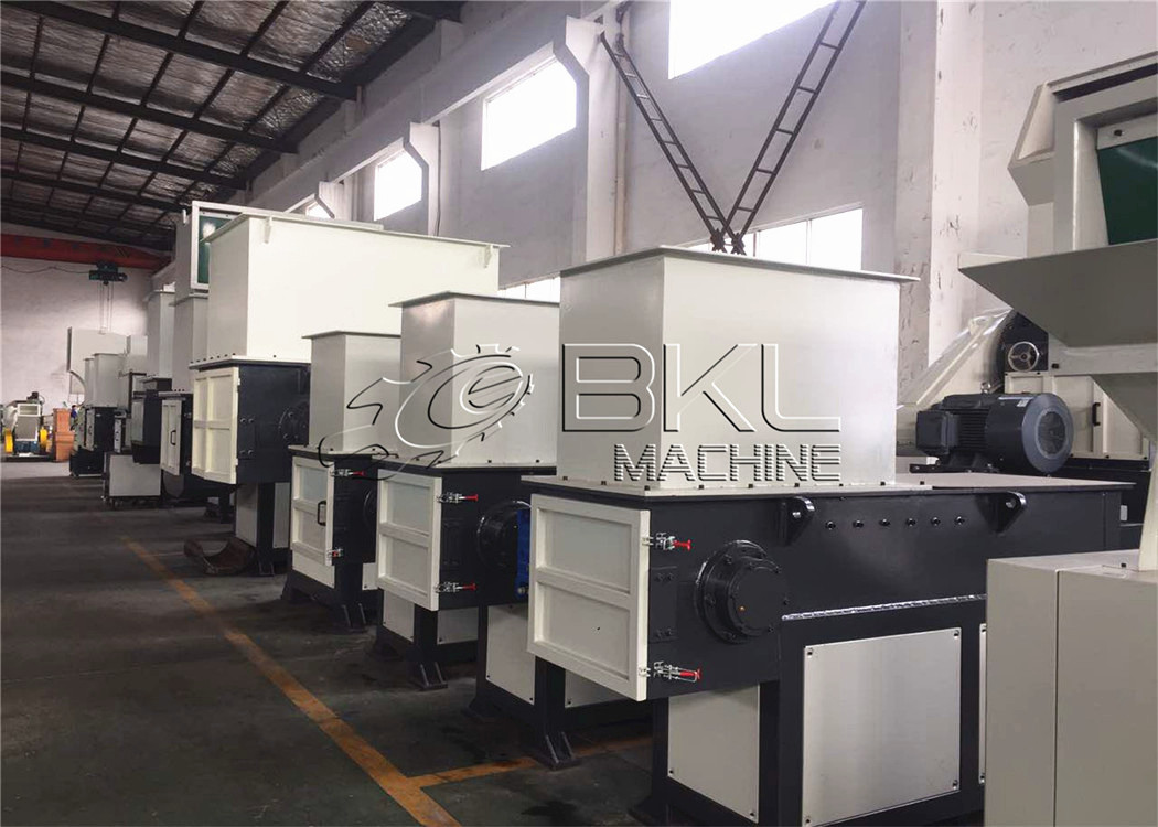 Recycling Bottle SS600 Plastic Shredder Machine DC53 Waste
