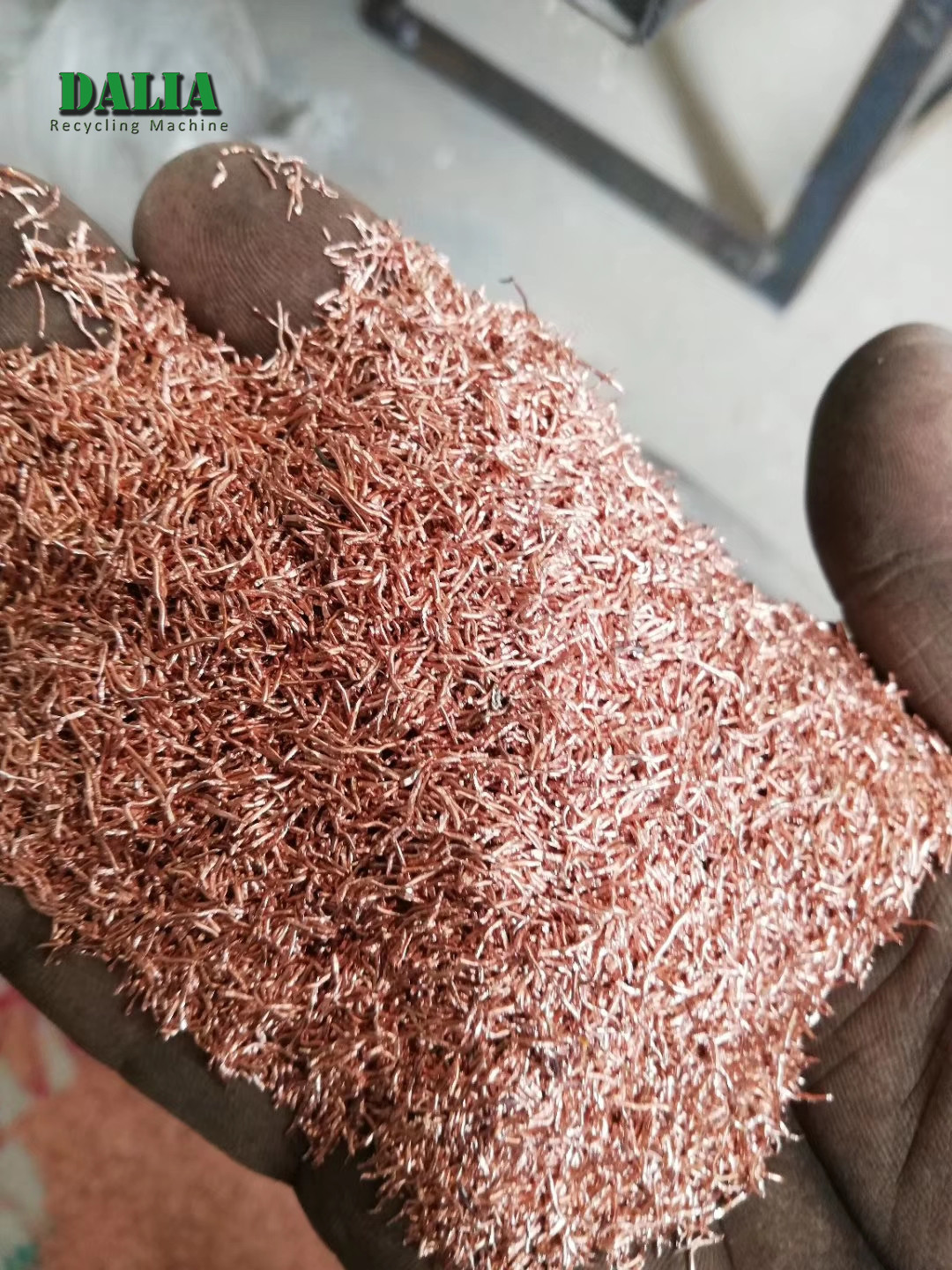 Automobile Copper Wire Recycling Machine / Car Wire Granulator Machine