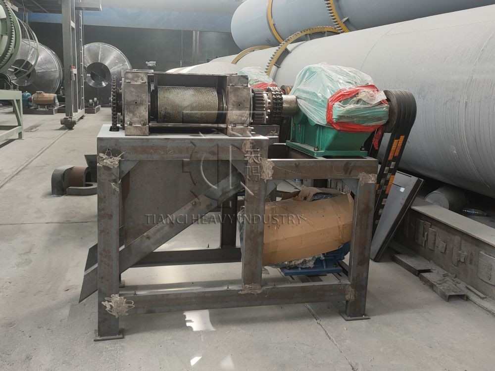 NPK Compound Fertilizer Granulation Equipment Powder Double Roller Extrusion Granulator