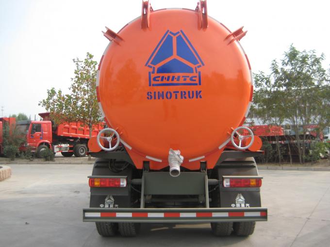 Howo 6x4 Djibouti Market With Air Conditioner 129hp 8m³ Sewage Vacuum Truck