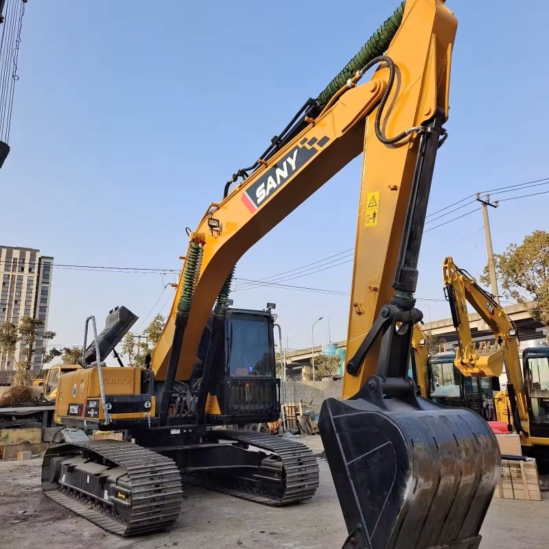 21900kg Second-hand Good Condition 118kw Power Sany SY215C Excavator With Bucket capacity 0.8-1.2m³