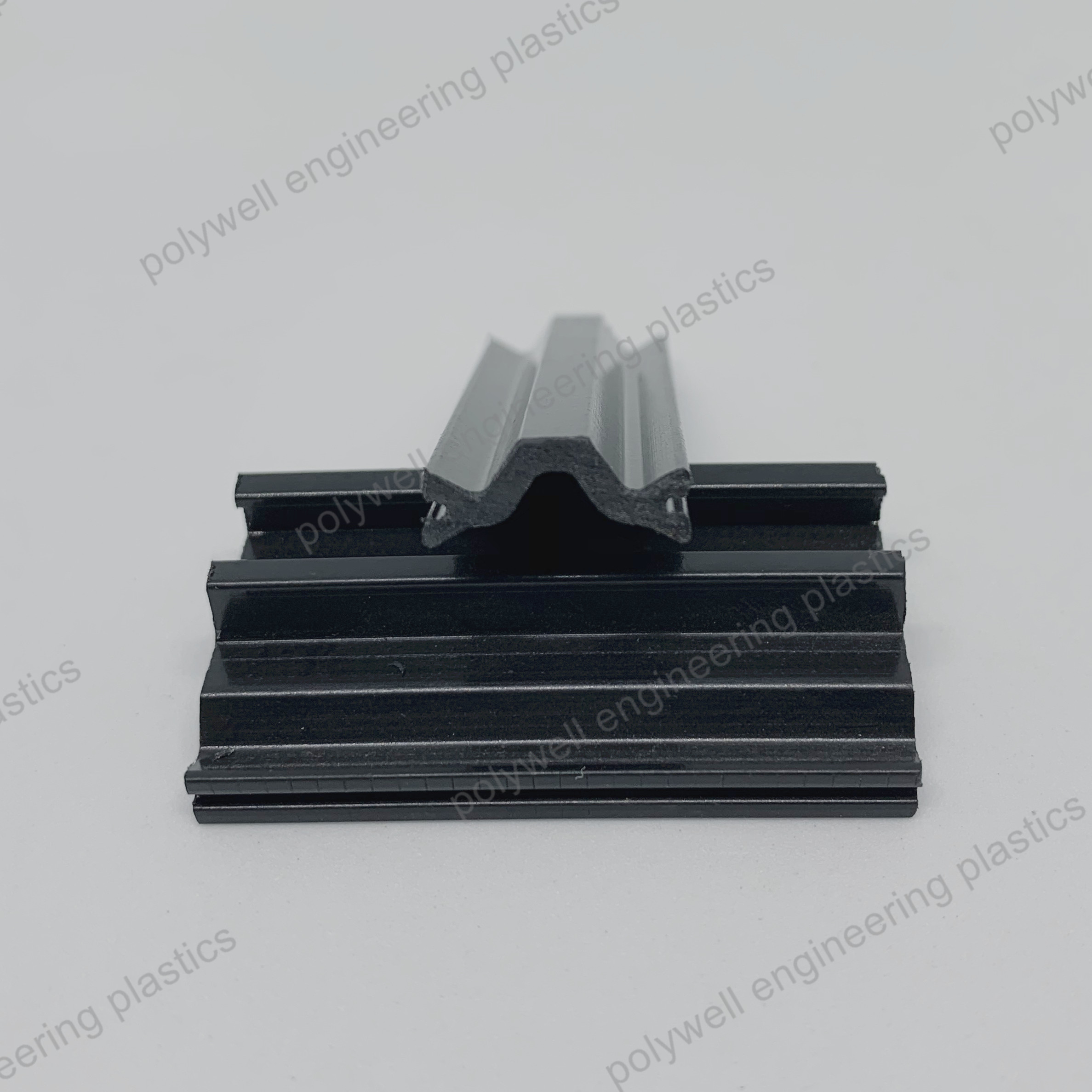 Extruding PA66 Polyamide Thermal Break Strip High Mechanical Performance For Aluminum Windows