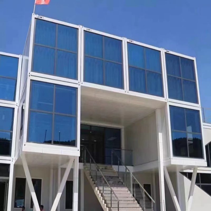 Direct Light Steel Villa Prefab House with Modern Design and Online Technical Support