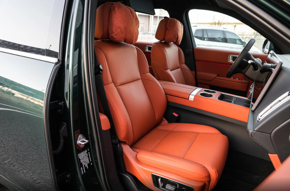 Range-Extended Electric Vehicle Chinese Brand Li L7 Model SUV