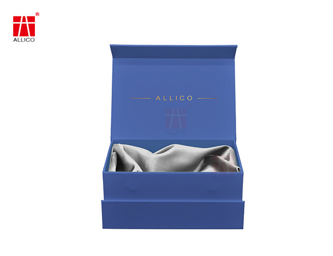 Blue Gift Boxes With Magnetic Lids Foldable Present Packaging Boxes