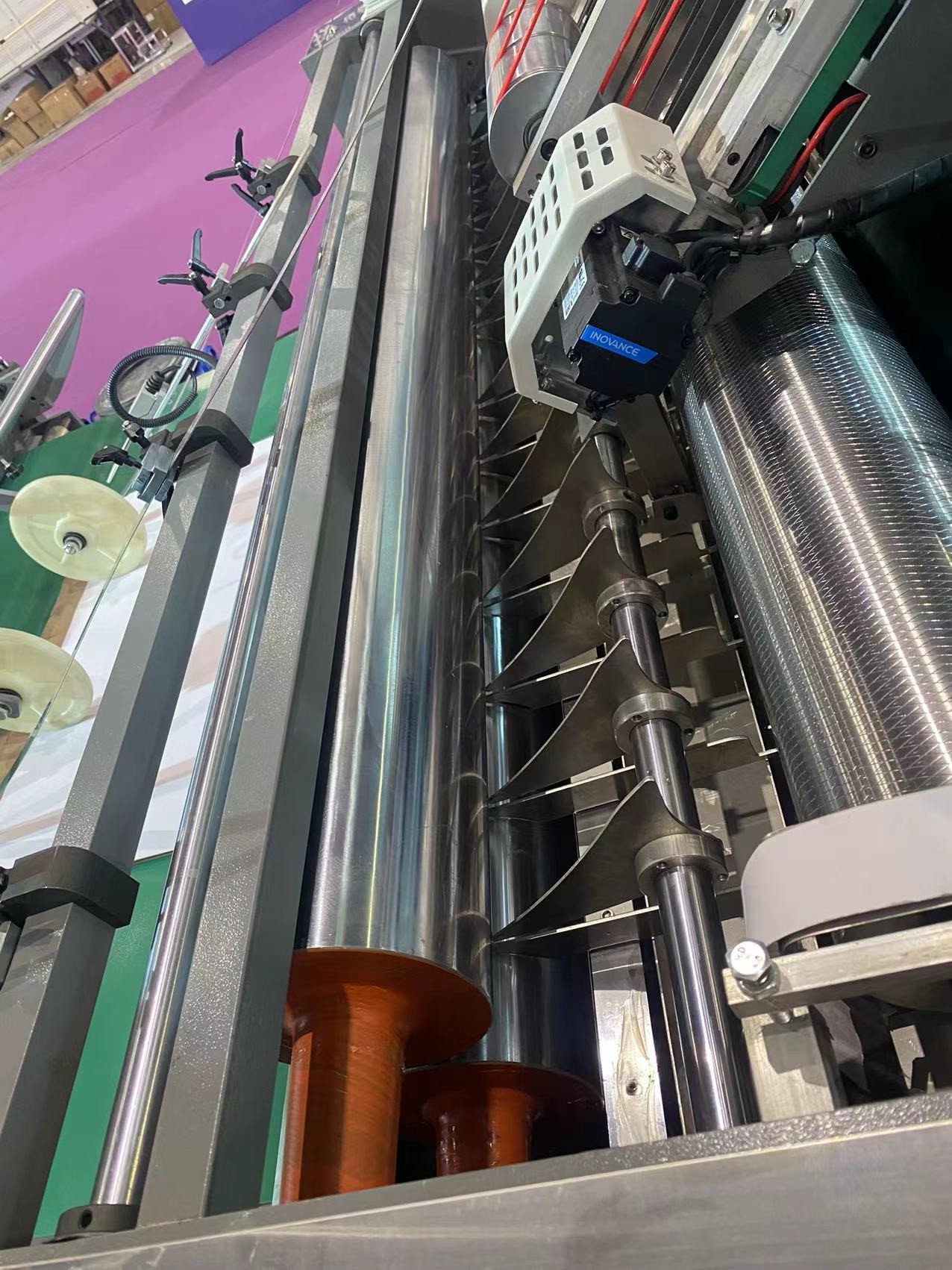 High Accuracy Automatic Flute Laminator Electric Driven For Paper Board