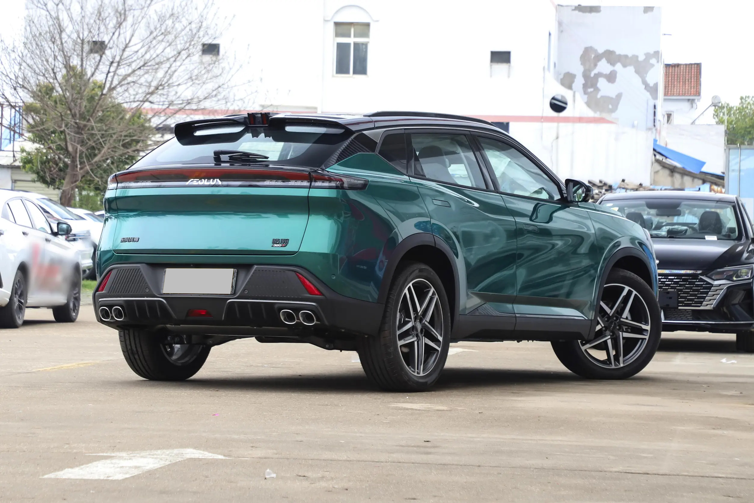 Dongfeng AEOLUS Haohan Gas Car 5-door 5-seater LED Electric Metal Leather Turbo SUV with ACC and Automatic Transmission