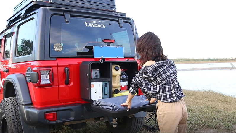 Off-Road Accessories Aluminum Box Luggage Rear Tool Box for Jeep Wrangler JL Storage